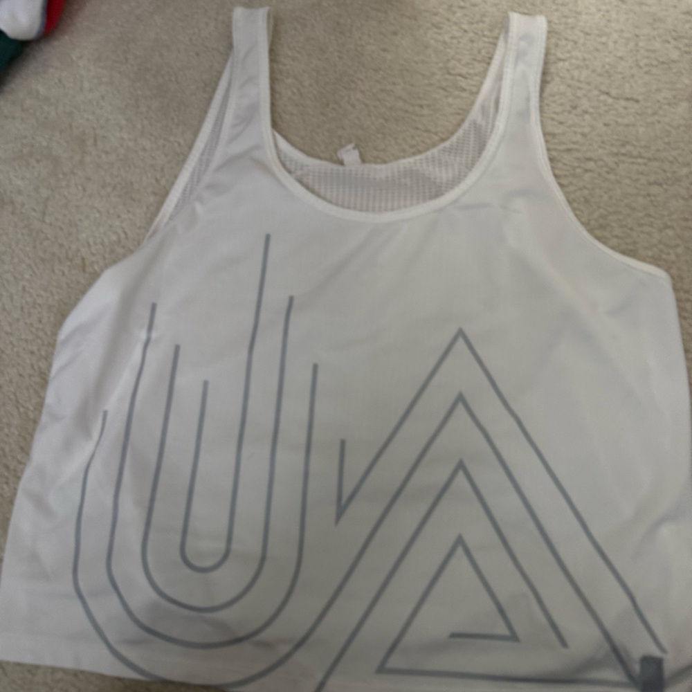Under Armour Flowy White Tank with Gray Pattern